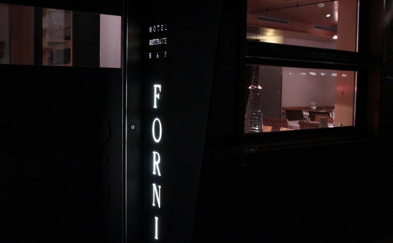 Hotel & Restaurant Forni 아이롤로 외부 사진